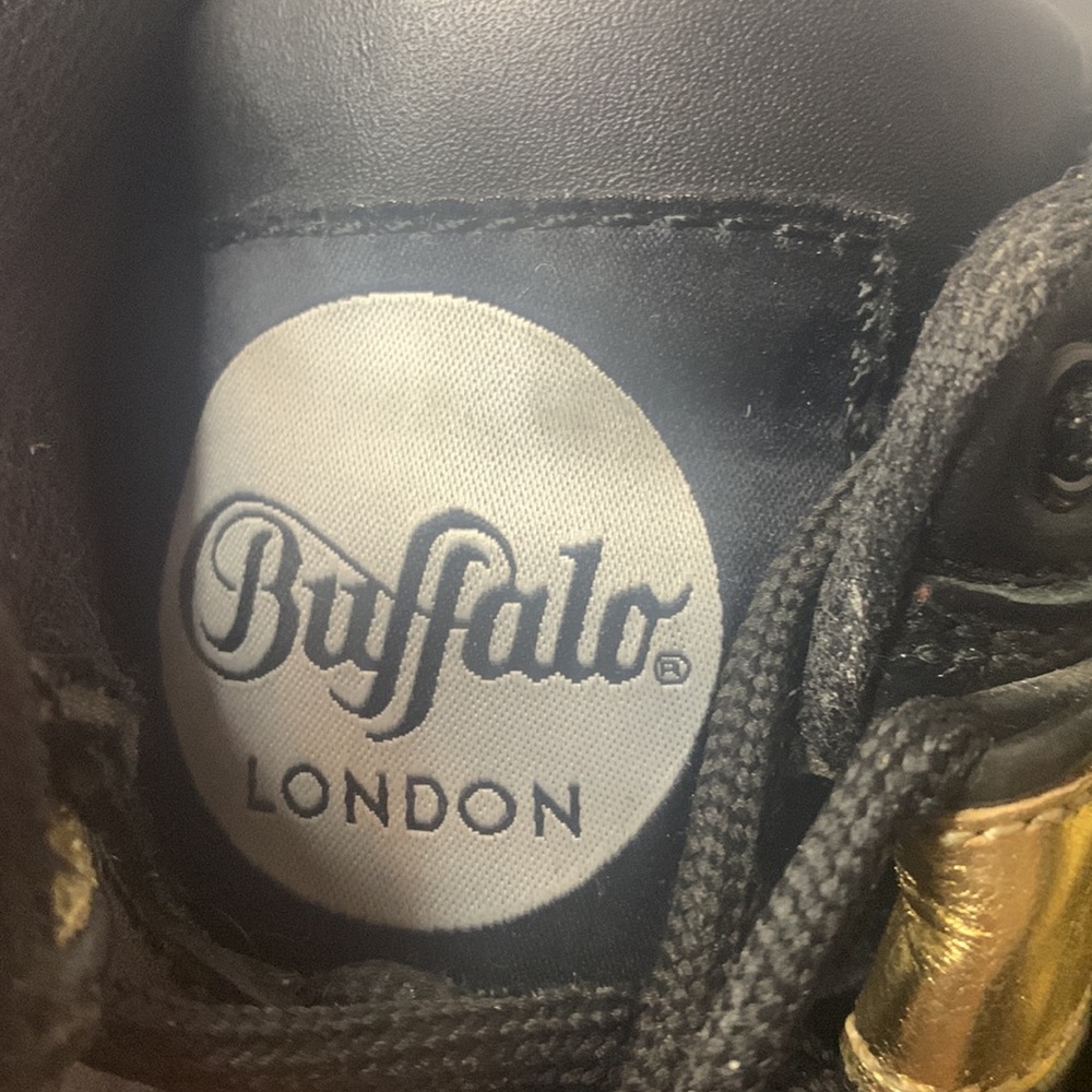 BUFFALO LONDON Black & Gold Platform Trainers/sneakers sz US 10/EU 41 - Picture 12 of 15